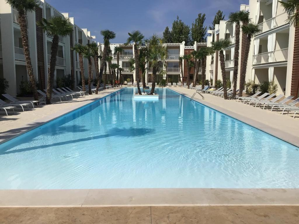 Residence Wave Plus Lido di Jesolo Eksteriør billede
